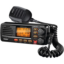 UNIDEN Um380 black vhf radio class d