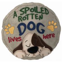 SPOONTIQUES SPOILED DOG STEPPING STONE