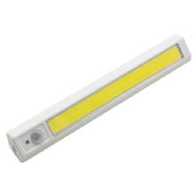 LUMAGEAR LUMAgear LG1909 Magnetic Mini LED Sensor Light Bar 250 Lumens Battery%2DOperated COB Sensor Motion Light%2DWhite